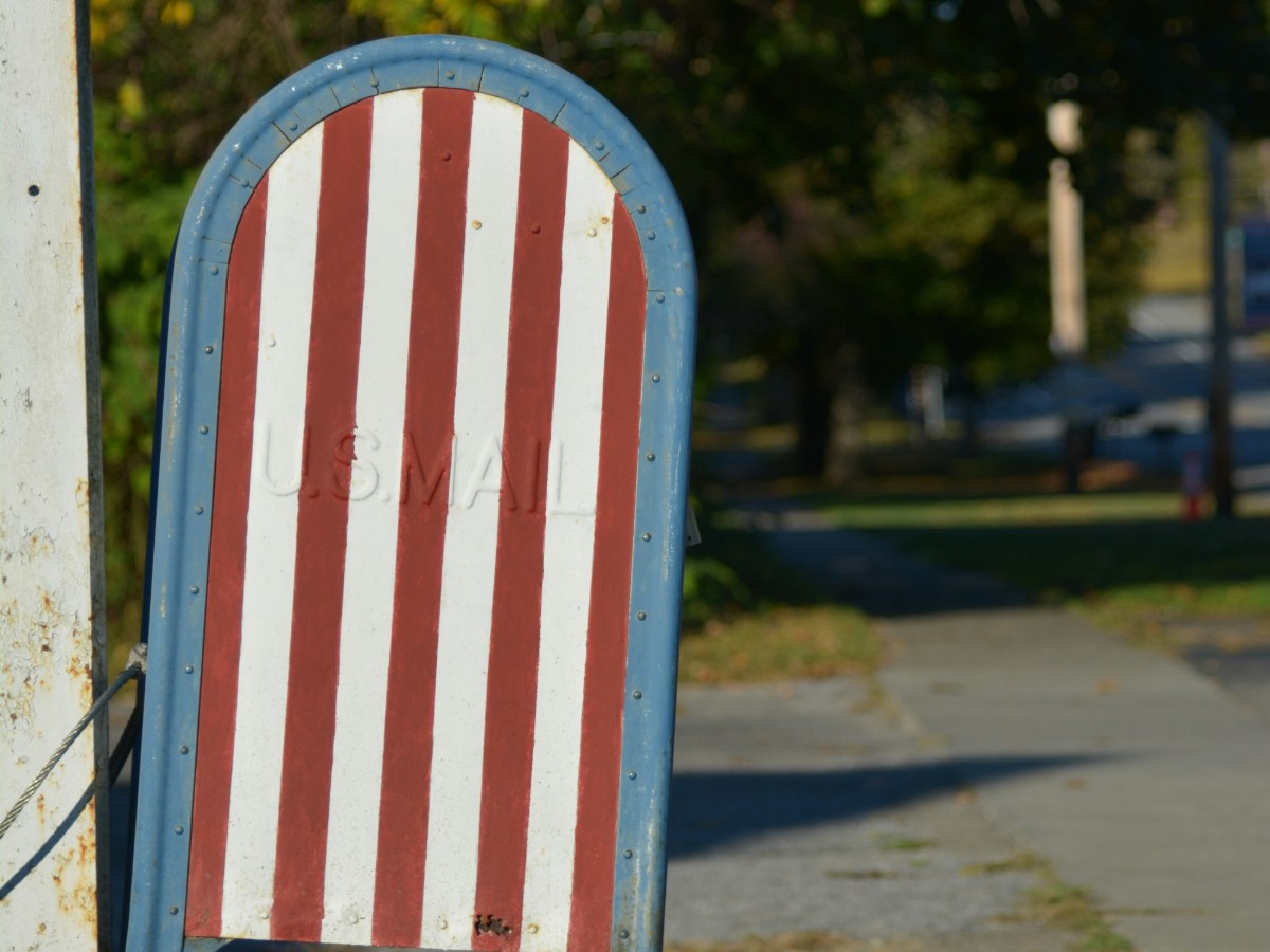 Growth Mechanics: Why Small Businesses Need a USPS Business Stamp Account Discount